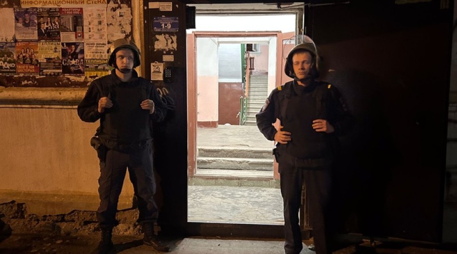 Против свердловчанина, угрожавшего покончить с собой, возбудили уголовное дело
