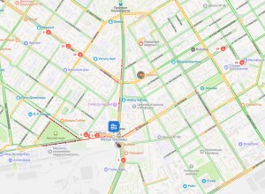 Уралмаш встал в пробку из-за сломавшихся светофоров