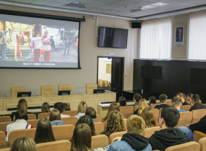 Китайским студентам УрФУ показали премьеру реалити с субтитрами