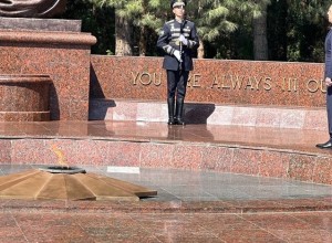 Лавров в Самарканде «щелкнул по носу» узбекскую сторону за англоязычную надпись на памятнике