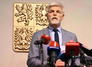 Президент Чехии заявил о подготовке ЕС к конфликту высокой интенсивности