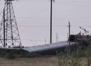 Пассажирский поезд сошел с рельсов в Волгоградской области 