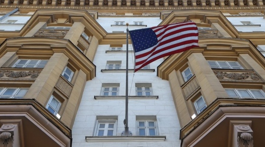 США пригрозили жестко ответить всем странам, помогающим Ирану: о чем идет речь