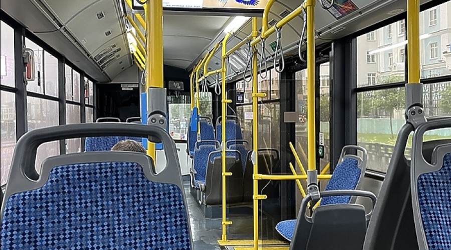 В Екатеринбурге кондуктор выгнал школьника из трамвая, несмотря на бесплатный проезд