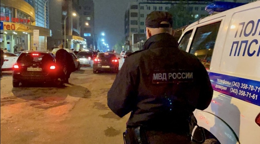 Силовики прошлись по известным барам Екатеринбурга