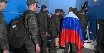 Семеро свердловчан вернулись домой из украинского плена