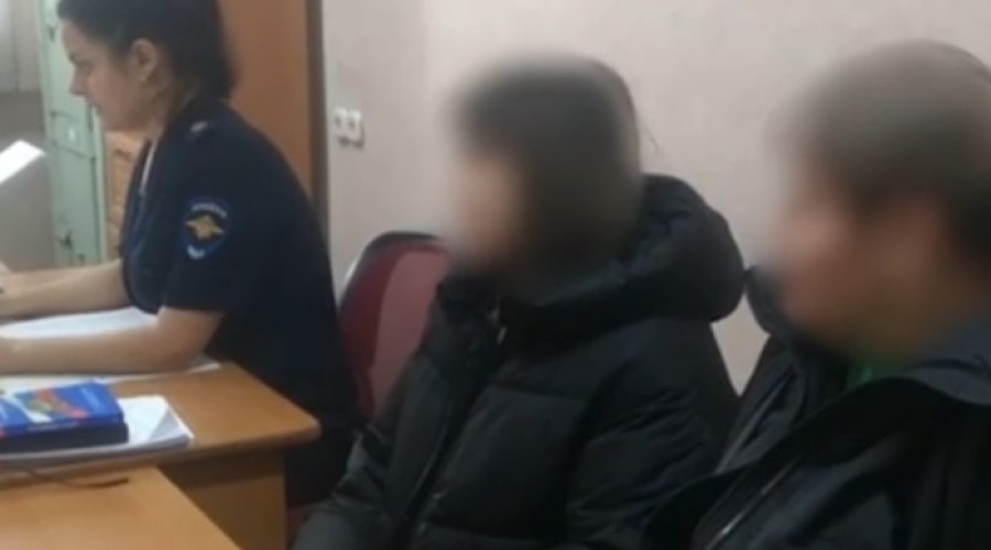 В Хакасии на школьницу возбуждено уголовное дело после шуточной «вербовки» себя самой