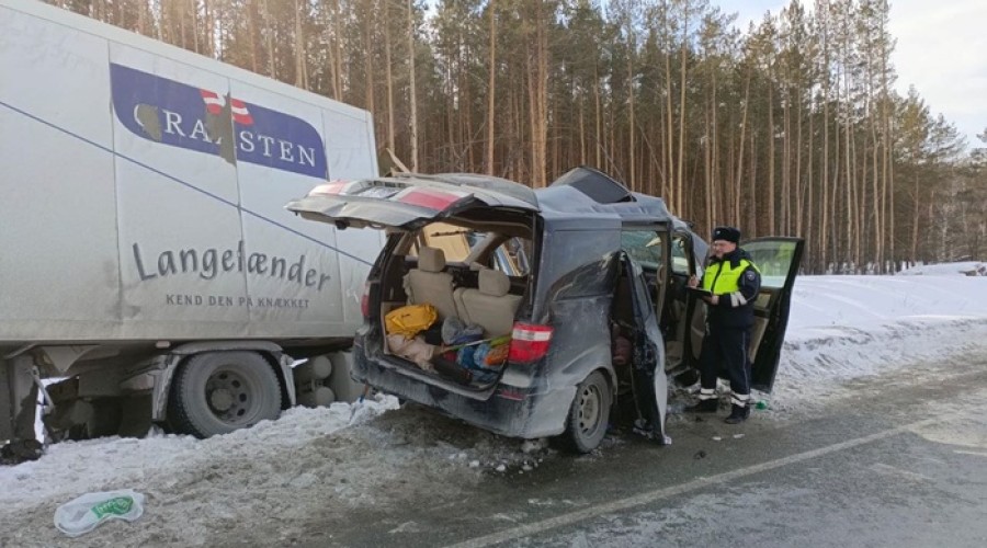 В тяжёлом состоянии: в страшном ДТП на Тюменском тракте серьёзно пострадал отец девятерых детей