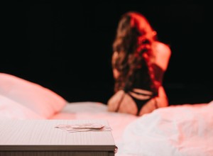 Свердловчанин остался без денег и «любви», ожидая девушку по вызову