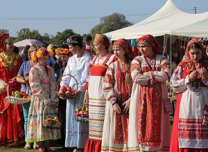 Опрос показал, сколько россиян считают русских особым народом