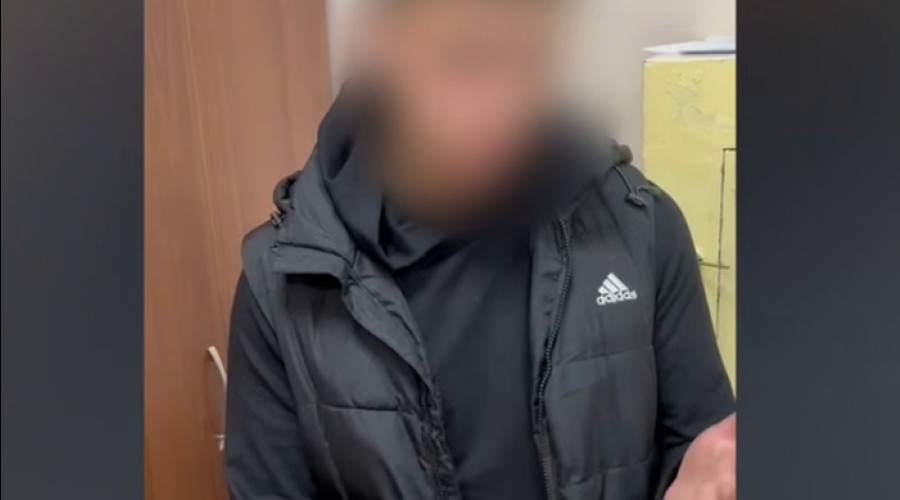 На Урале парень представился проституткой и развел 54-летнего воронежца на деньги