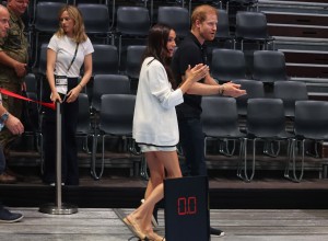 Меган Маркл парализовала работу сайта из-за выхода в шортах 