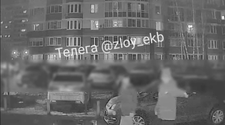 На Юго-Западе подростки открыли стрельбу возле подъезда