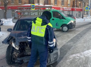 В Свердловской области пьяный водитель без прав устроил массовую аварию с пострадавшими