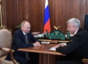 Как бывший вице-губернатор Свердловской области и бывший глава Нижнего Тагила Сергей Носов, ныне Губернатор Магаданской области решает задачи развития Здравоохранения в регионе.