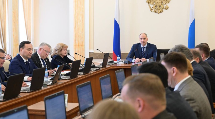 Денис Паслер почти вдвое увеличил финансирование программы расселения аварийного жилья