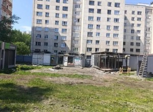 Во Втузгородке обнаружили кладбище демонтированных киосков