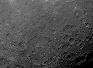 NASA выпустила обои для телефона со снимками обратной стороны Луны