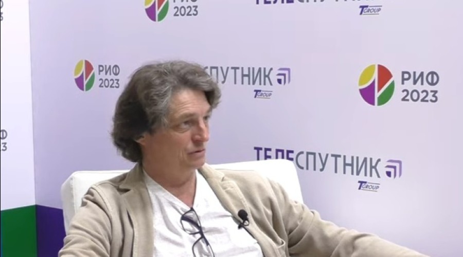 «Не хватает тех, кого больше». Основатель SuperJob объяснил дефицит кадров в России