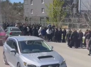 В Екатеринбурге заметили огромную похоронную процессию
