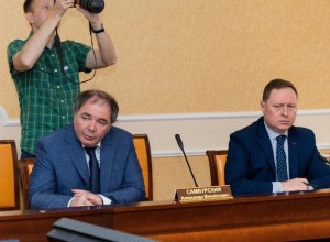 Бывшего чиновника из Екатеринбурга отправили в СИЗО за взятку
