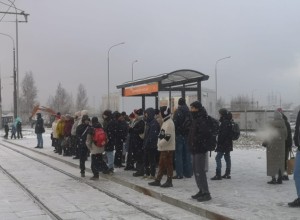 «Держат за скот»: екатеринбуржцы возмутились предложением депутата о повышении стоимости проезда