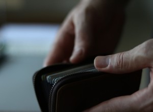 В Екатеринбурге ищут специалистов на зарплату 250 тысяч рублей