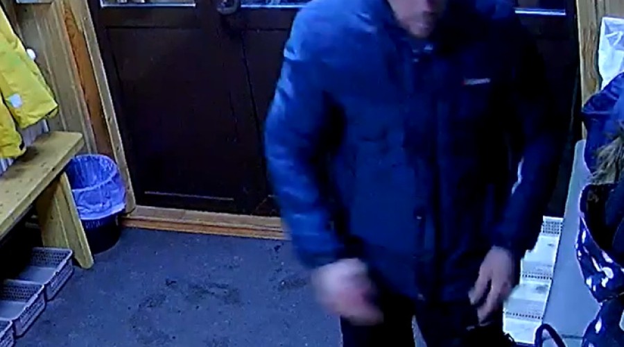 Екатеринбуржец обокрал воскресную школу во время службы