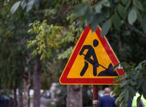 На Ботанике на месяц перекроют сразу две улицы