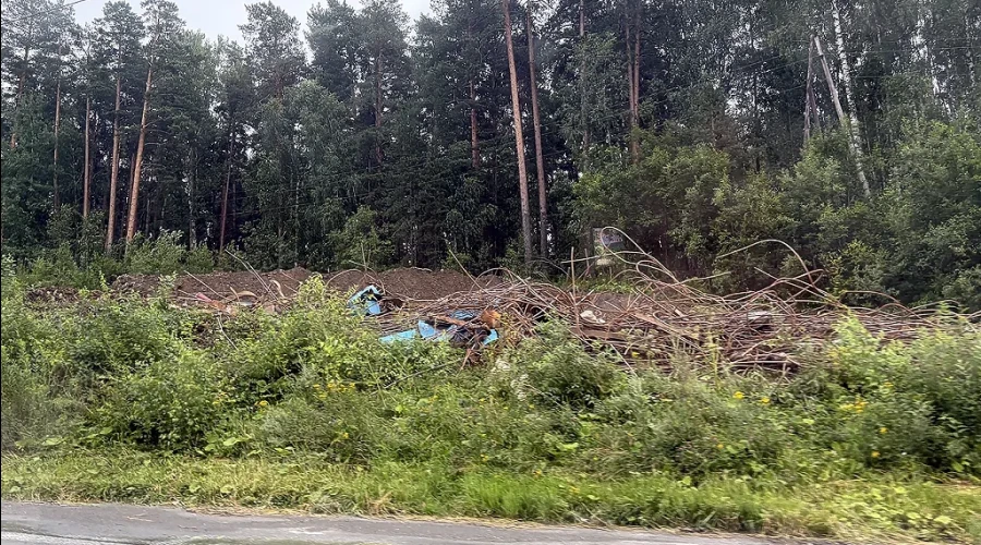 При въезде в Екатеринбург больше нет легендарной стелы