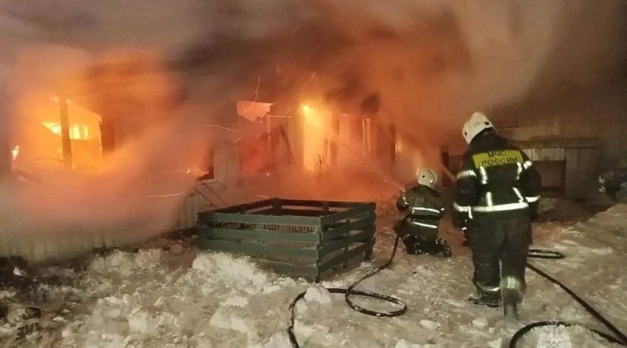 Есть погибший: на мебельной фабрике в Нижнем Тагиле произошёл взрыв
