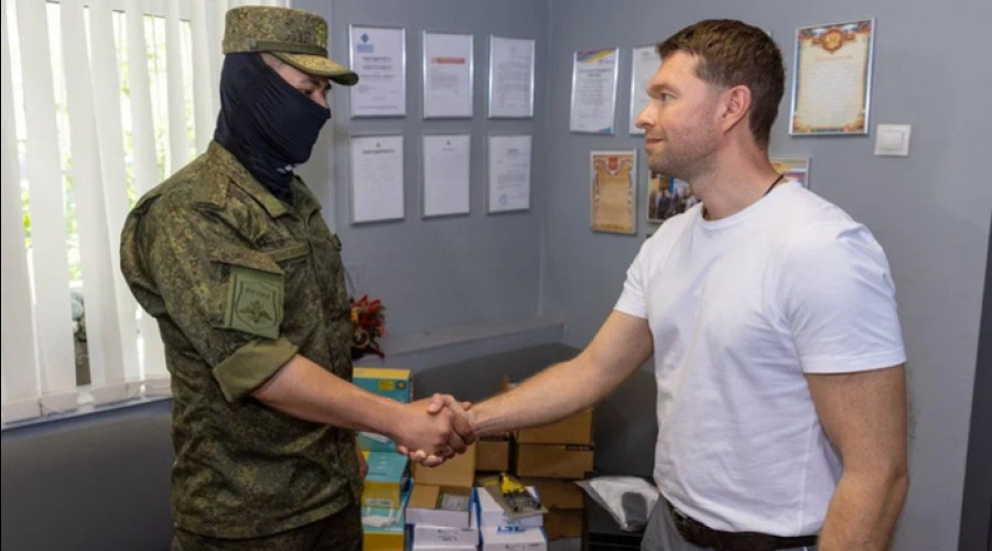 СМИ: в Екатеринбурге следователи пришли с обыском к Алексею Вихареву