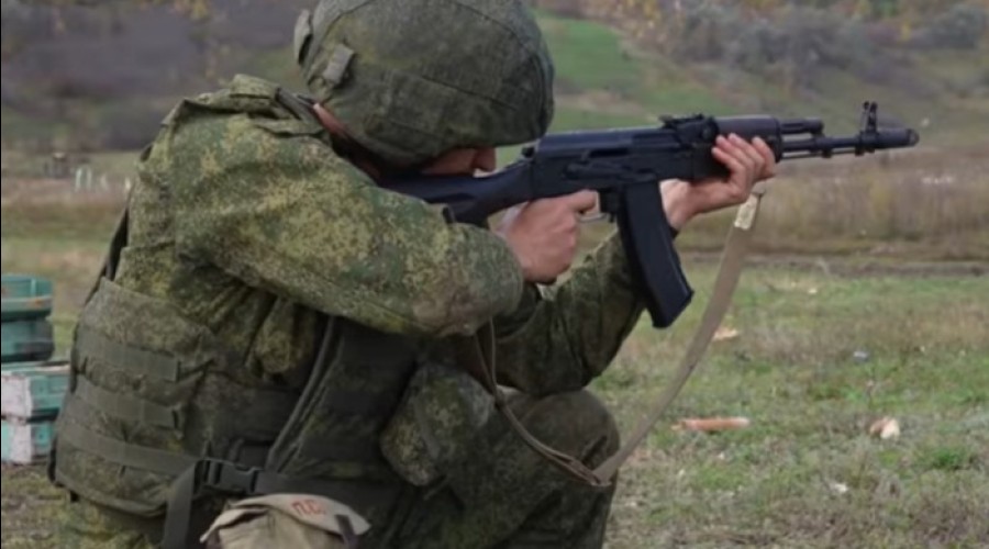 В Екатеринбурге простились с 44-летним разведчиком, погибшим в зоне СВО