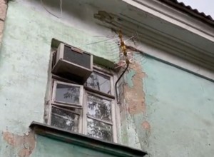 СМИ: Мэрия Екатеринбурга сама снесет аварийный дом на Химмаше
