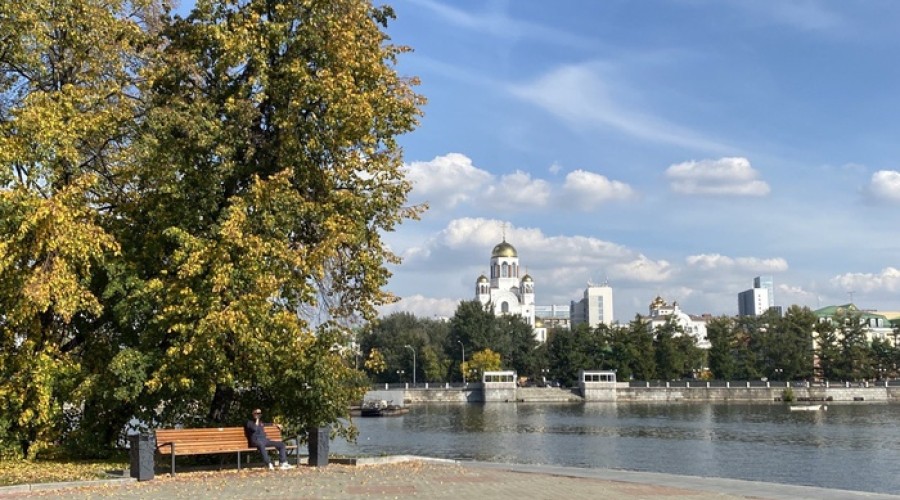 Свердловчан ждёт летняя погода