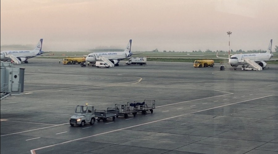 Сотни екатеринбуржцев, запланировавшие отпуск в Египте, застряли в аэропорту
