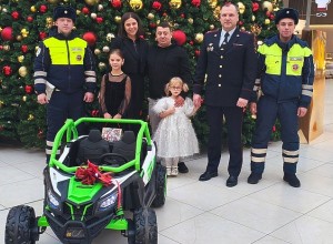 Свердловская полиция исполнила мечту 5-летней екатеринбурженки