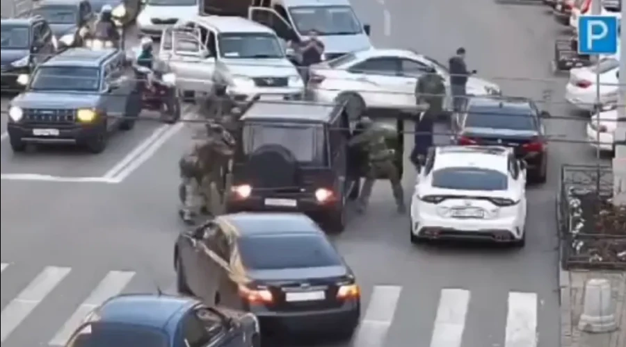 Сыну Шихлински запросили срок за насилие к сотруднику органов при задержании отца