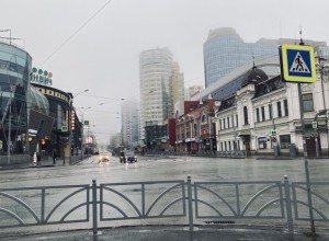 Екатеринбург накрыл густой туман