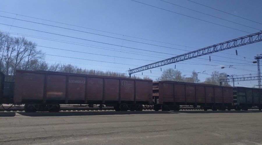 Движение поездов под Самарой приостановлено из-за инцидента на железнодорожном мосту