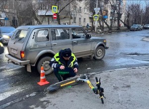 На Вторчермете пострадала 14-летняя девочка на арендном электросамокате