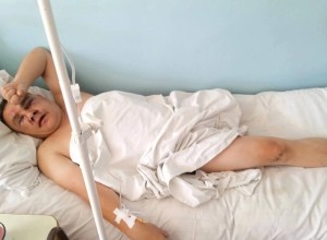 В Забайкалье группа молодежи избила участника СВО без ноги и сорвала c него награды