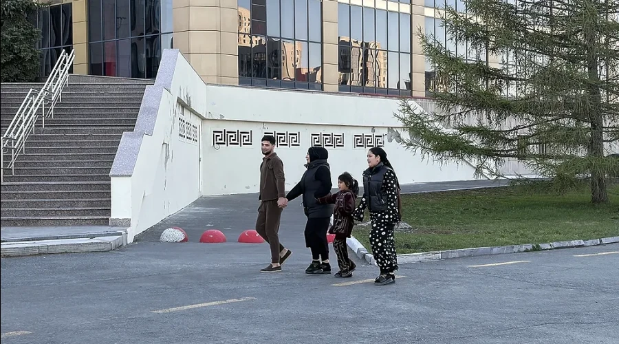 Детей мигрантов начнут проверять из-за прогулов в школе