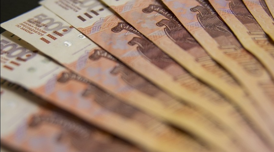 Вице-мэр Екатеринбурга пообещал повысить зарплаты учителям
