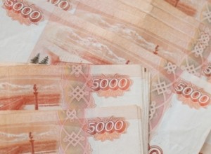Свердловским бюджетникам значительно увеличат зарплату