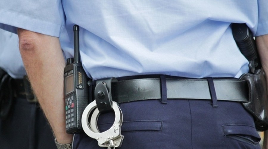 В Екатеринбурге сотрудника свердловского минАПК задержали за крупную взятку