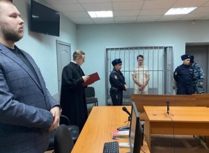 Бросивший «коктейли Молотова» в облвоенкомат в Екатеринбурге обвиняется в теракте