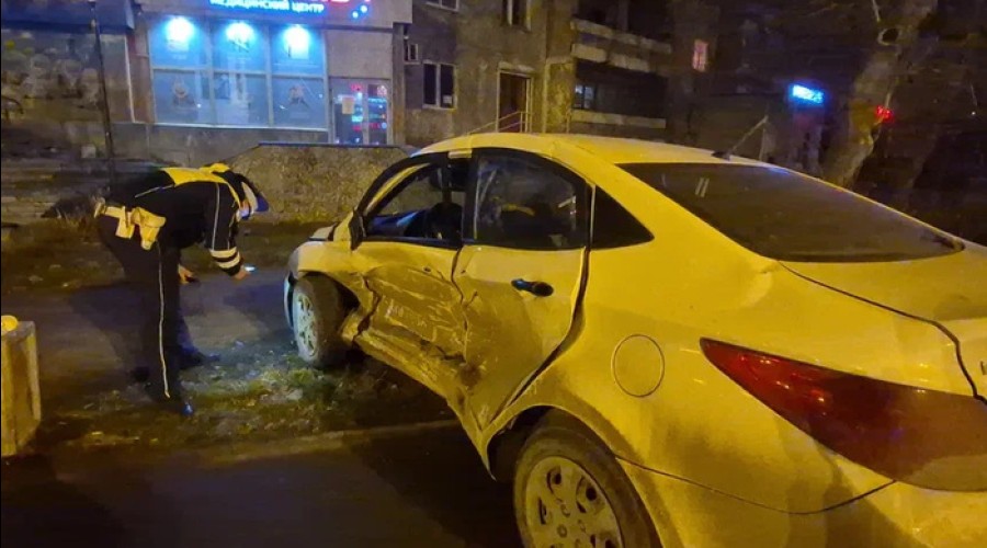 Опытный водитель погиб в ДТП на Сыромолотова