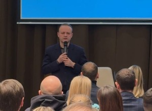 В Госдуме потребовали снять с президентских выборов кандидата от «Новых людей» Владислава Даванкова