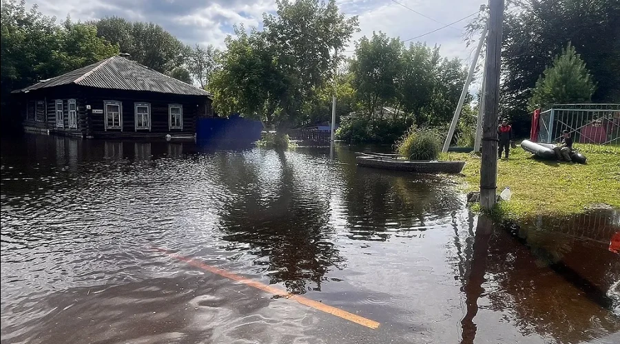 В крупном городе Свердловской области введен режим ЧС